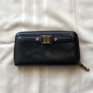 Vintage Tory Burch wallet